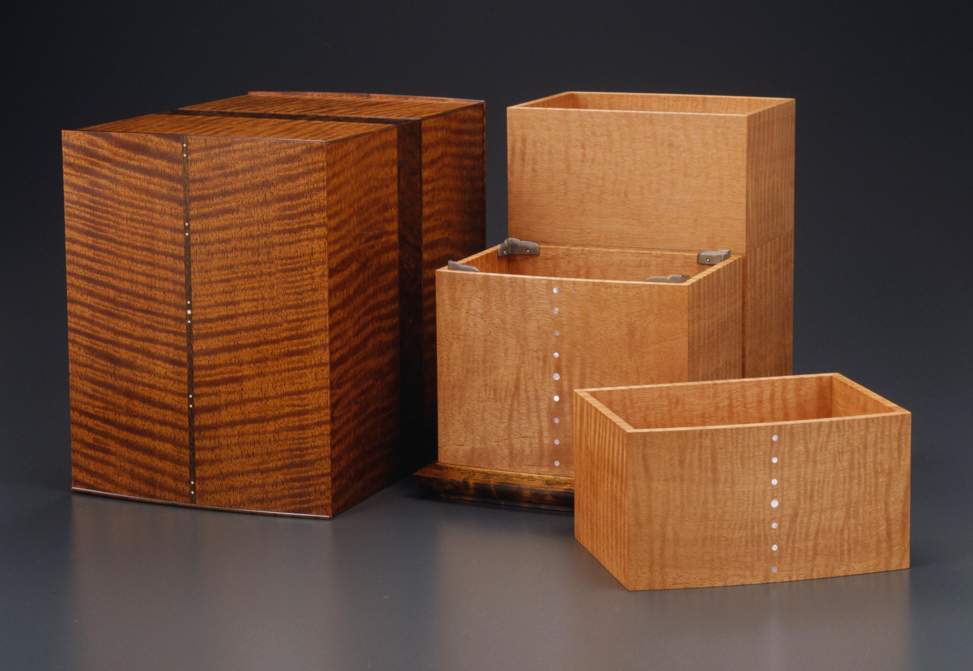 Suiko and Tsukuhae Boxes